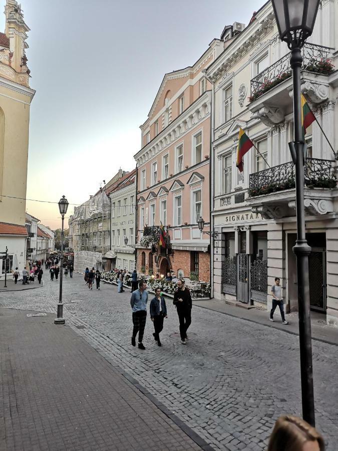 The Old Town Apartment 310 By Urban Rent Vilnius Bagian luar foto