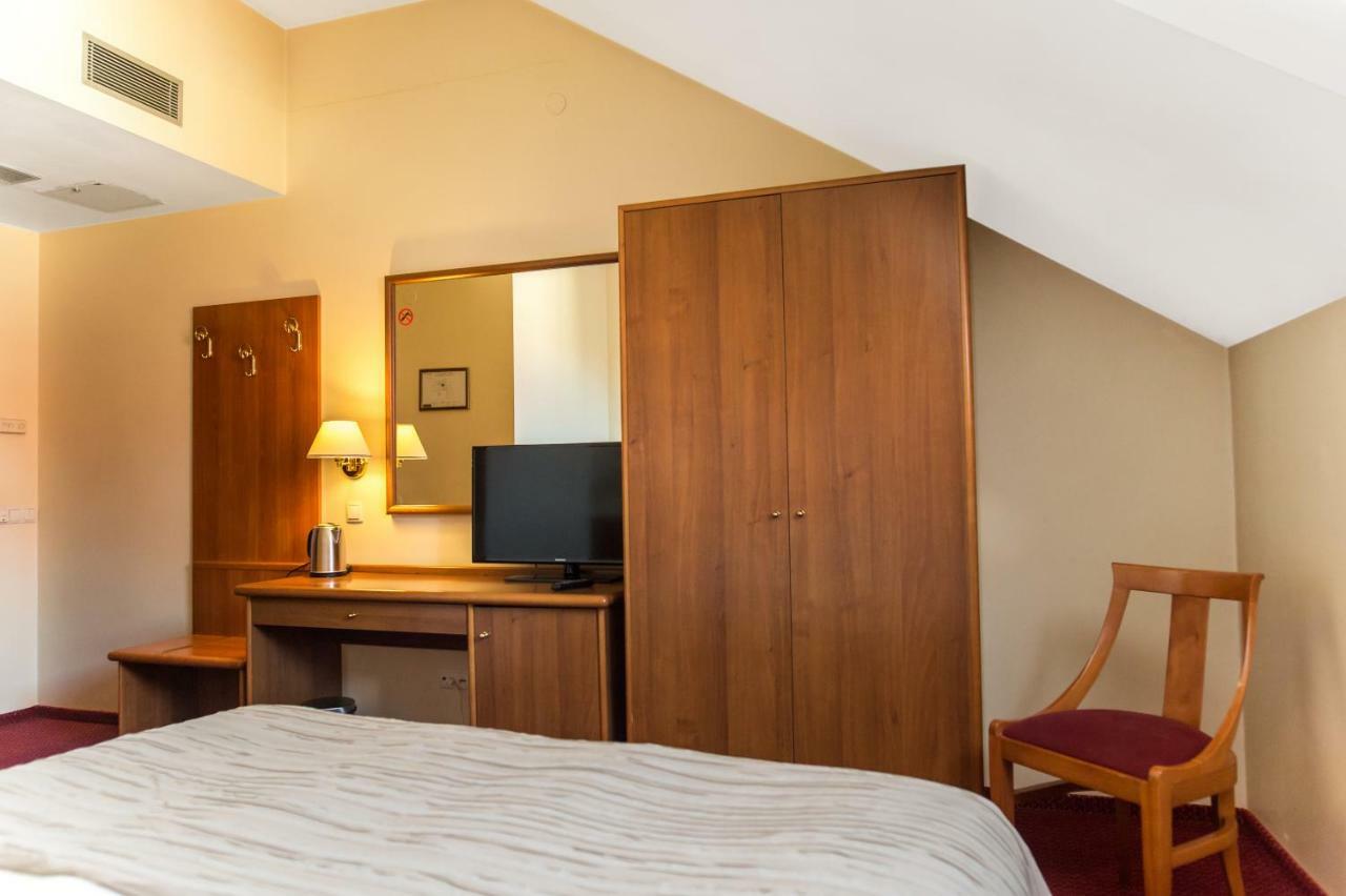 The Old Town Apartment 310 By Urban Rent Vilnius Bagian luar foto